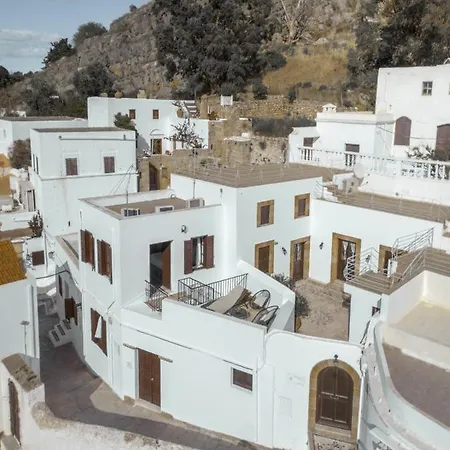 Сasa de vacaciones Kilistra Lindian Living