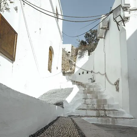 Kilistra Lindian Living בית נופש לינדוס