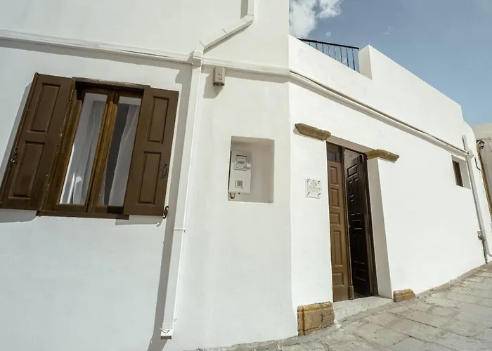 בית נופש Kilistra Lindian Living *