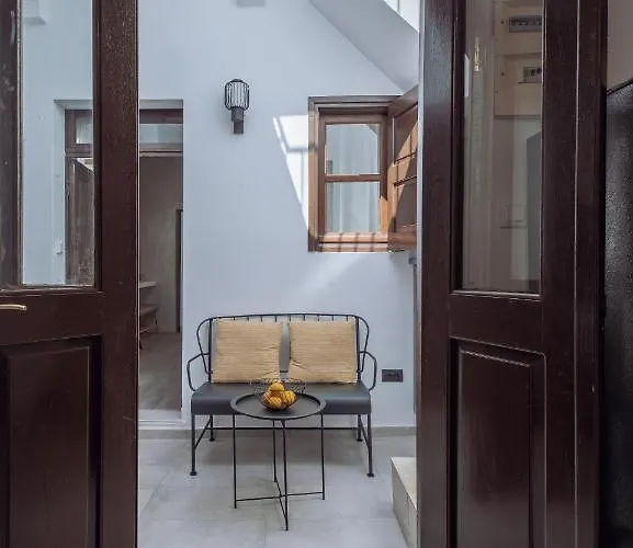 Kilistra Lindian Living לינדוס